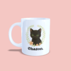 Mug chaton noir couronne de fleurs anse à gauche.