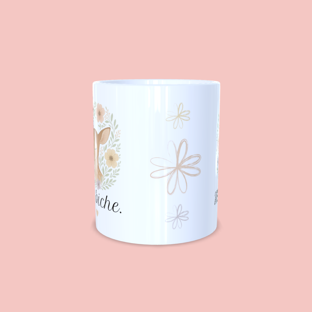 Mug ma biche avec couronne de fleurs et liseré de fleurs au centre.