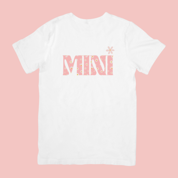 T-shirt fille manches courtes blanc avec inscription MINI en lettres rose fleuries