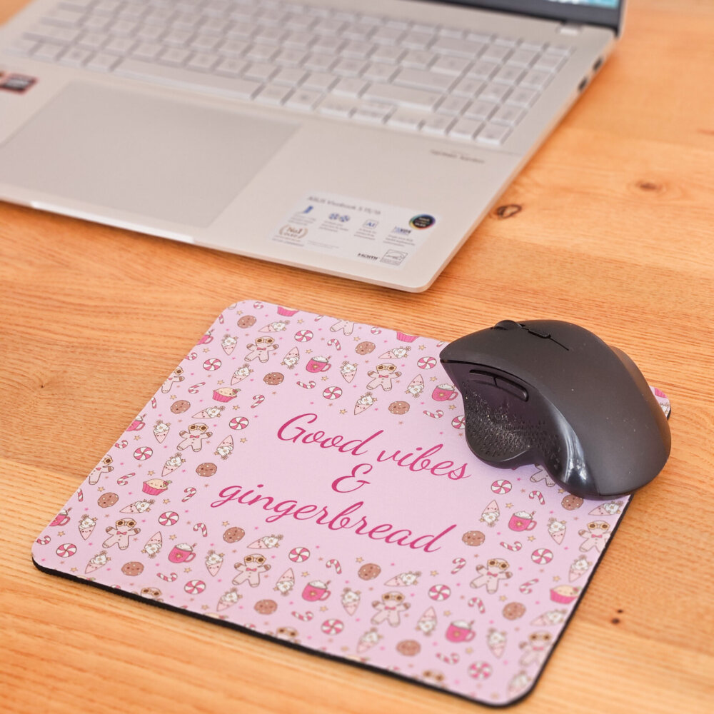 Tapis de souris Good vibes & gingerbread + ordinateur et souris