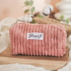 Trousse velours côtelé minky vieux rose marque Bloom créations.