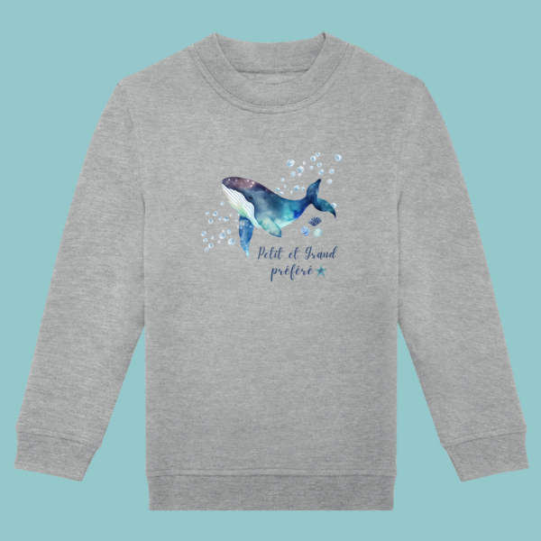 sweat-gris-petit-grand-frere Sweat gris enfant illustration "petit & grand frère préféré" baleine bleue et étoiles de mer