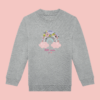 sweat-gris-petite-soeur Sweat gris enfant illustration " petite soeur d'amour" arc en ciel.