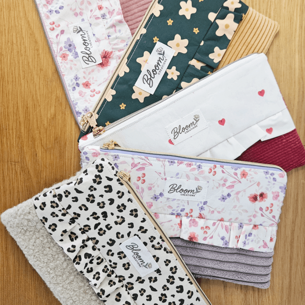 5 Pochettes modèle Lila en velours côtelé et coton.