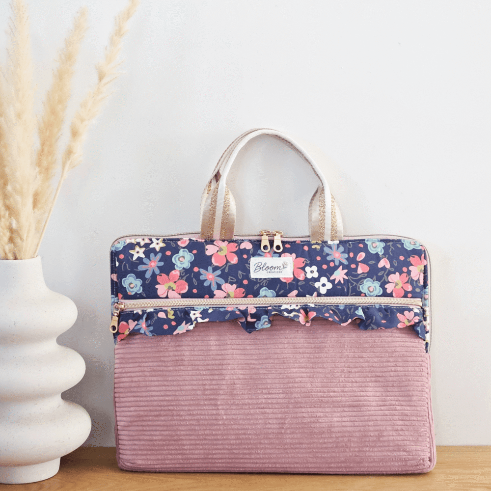 Housse d'ordinateur portable/laptop en velours côtelé rose et coton bleu à fleurs